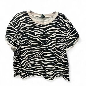 Zebra print boxy tee size L (L2) 25" ptp